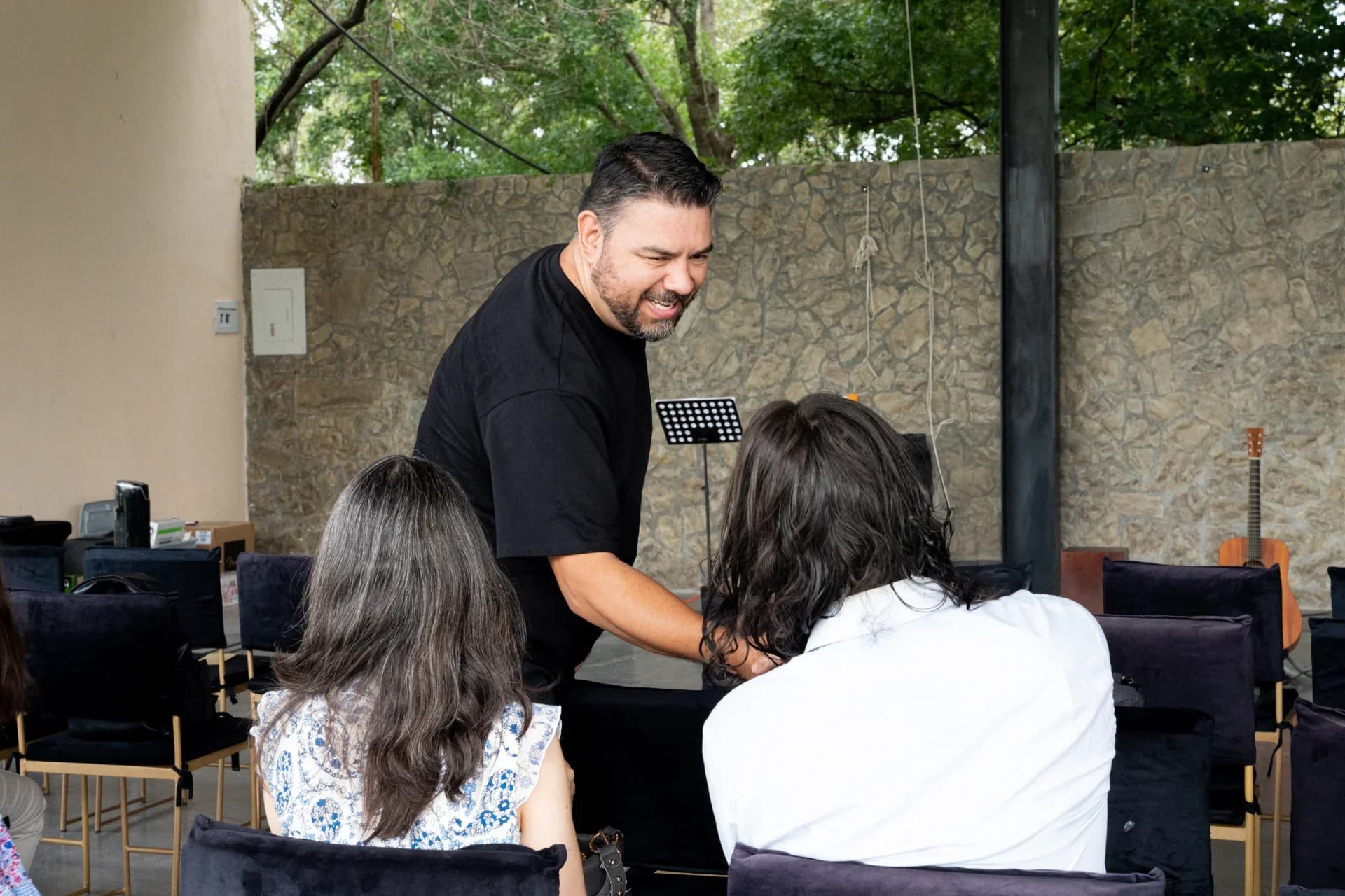 Iglesia Pilar reunida en comunidad